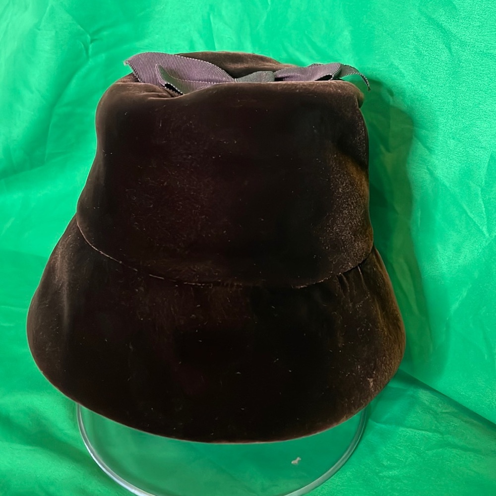 Vintage Joyce creations of California velvet brown soft basket hat